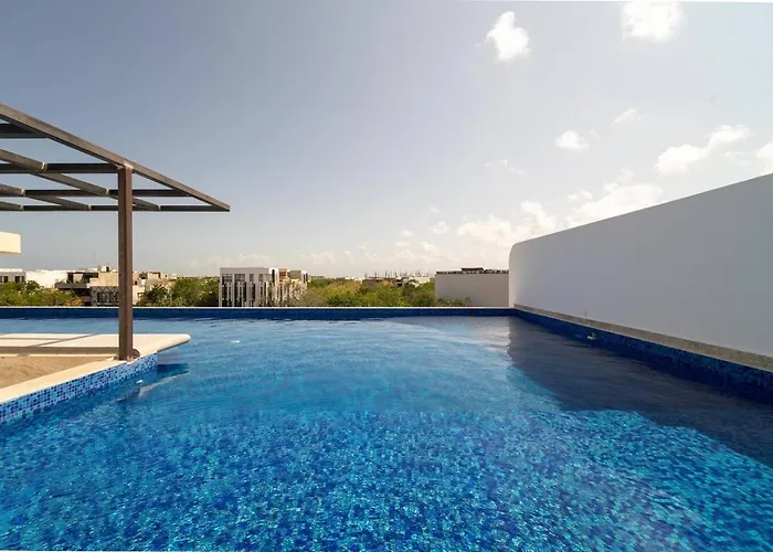 King With Private Balcony, Rooftop Pool, Gym * Tulum