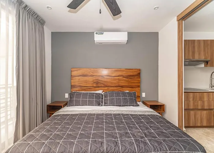King With Private Balcony, Rooftop Pool, Gym * Tulum